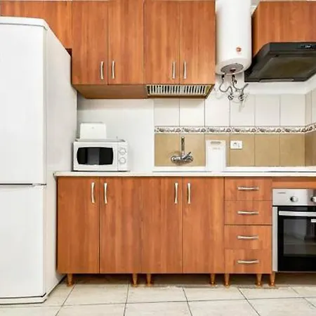 With One Bedroom In Costa Adeje, With Wonderful Mountain Vie Apartament